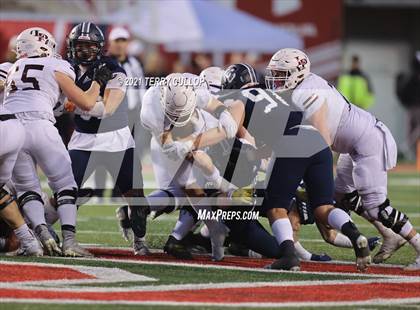 Thumbnail 2 in Lone Peak vs. Corner Canyon (UHSAA 6A Final) photogallery.