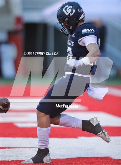 Thumbnail 3 in Lone Peak vs. Corner Canyon (UHSAA 6A Final) photogallery.