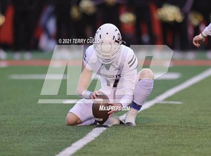 Thumbnail 3 in Lone Peak vs. Corner Canyon (UHSAA 6A Final) photogallery.