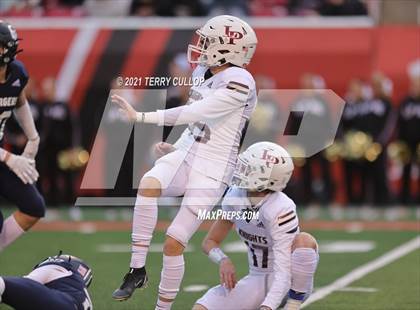 Thumbnail 1 in Lone Peak vs. Corner Canyon (UHSAA 6A Final) photogallery.