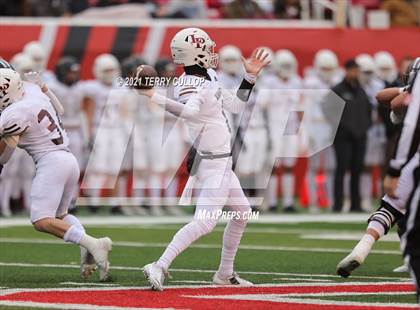 Thumbnail 2 in Lone Peak vs. Corner Canyon (UHSAA 6A Final) photogallery.