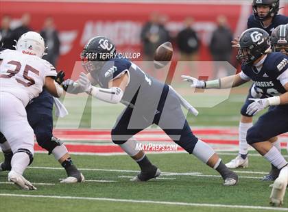 Thumbnail 3 in Lone Peak vs. Corner Canyon (UHSAA 6A Final) photogallery.