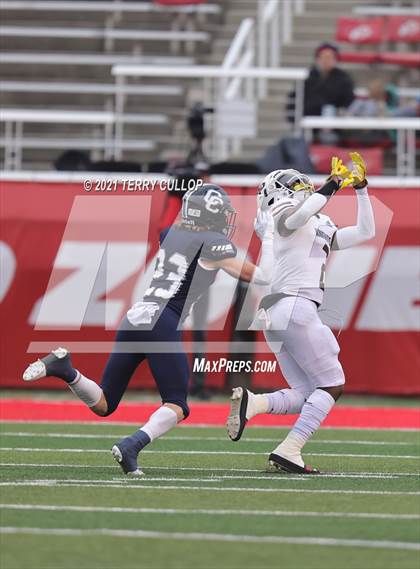 Thumbnail 1 in Lone Peak vs. Corner Canyon (UHSAA 6A Final) photogallery.