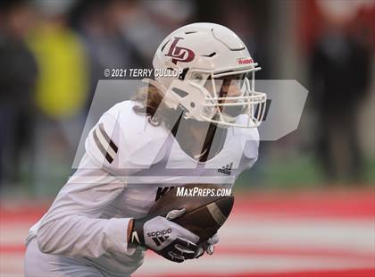 Thumbnail 1 in Lone Peak vs. Corner Canyon (UHSAA 6A Final) photogallery.