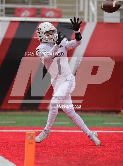 Thumbnail 1 in Lone Peak vs. Corner Canyon (UHSAA 6A Final) photogallery.