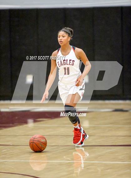 Thumbnail 2 in Yucca Valley vs. Valley View (Mustang Tip-Off Classic) photogallery.