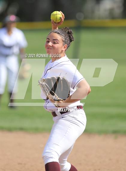 Thumbnail 2 in E.O. Smith @ Windsor (CIAC Class L First Round Tournament) photogallery.