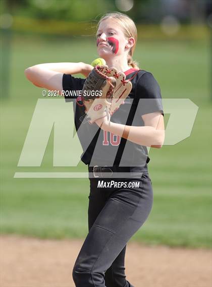 Thumbnail 1 in E.O. Smith @ Windsor (CIAC Class L First Round Tournament) photogallery.