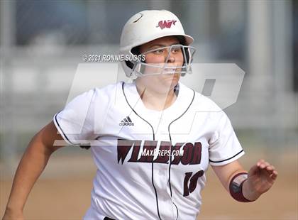 Thumbnail 2 in E.O. Smith @ Windsor (CIAC Class L First Round Tournament) photogallery.