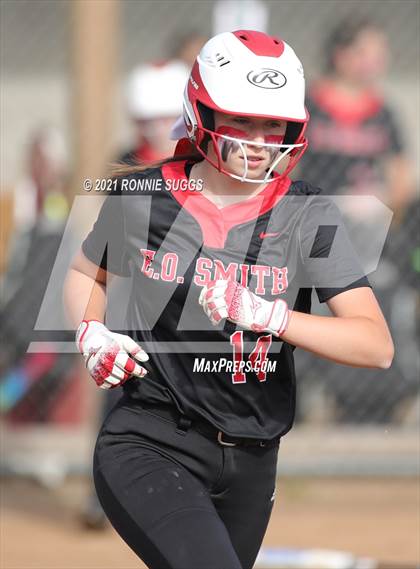 Thumbnail 2 in E.O. Smith @ Windsor (CIAC Class L First Round Tournament) photogallery.