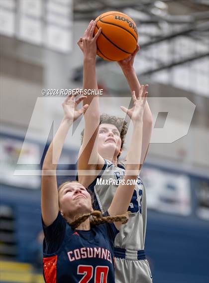 Thumbnail 1 in Cosumnes Oaks @ Vista del Lago photogallery.