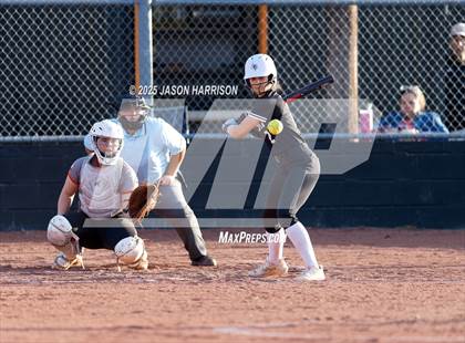 Thumbnail 2 in Lindsay @ Nocona photogallery.