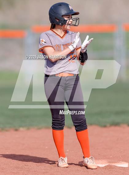 Thumbnail 1 in Lindsay @ Nocona photogallery.