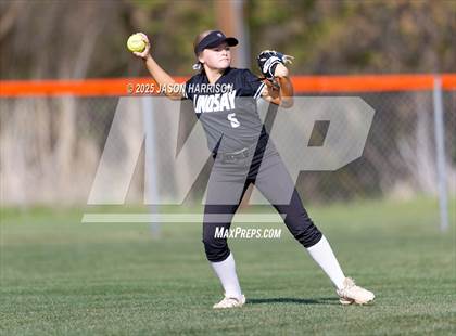 Thumbnail 3 in Lindsay @ Nocona photogallery.