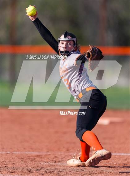 Thumbnail 2 in Lindsay @ Nocona photogallery.