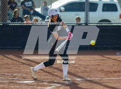 Thumbnail 1 in Lindsay @ Nocona photogallery.