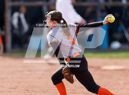 Thumbnail 3 in Lindsay @ Nocona photogallery.
