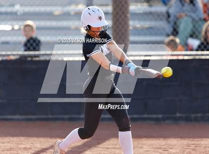 Thumbnail 2 in Lindsay @ Nocona photogallery.