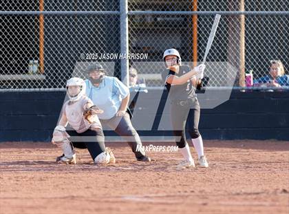 Thumbnail 1 in Lindsay @ Nocona photogallery.