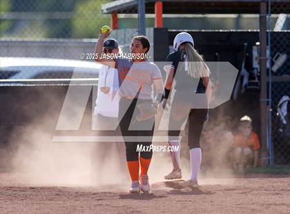 Thumbnail 2 in Lindsay @ Nocona photogallery.