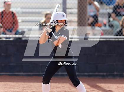 Thumbnail 1 in Lindsay @ Nocona photogallery.