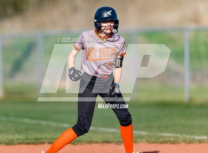 Thumbnail 3 in Lindsay @ Nocona photogallery.