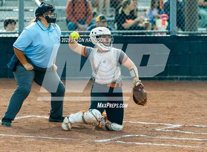 Thumbnail 3 in Lindsay @ Nocona photogallery.