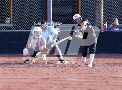 Thumbnail 1 in Lindsay @ Nocona photogallery.
