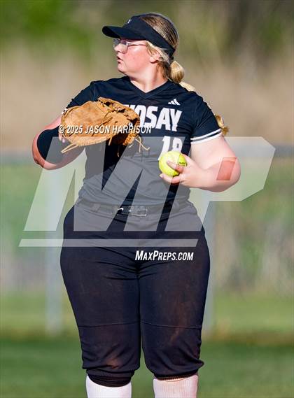 Thumbnail 2 in Lindsay @ Nocona photogallery.