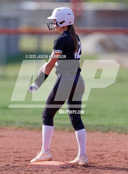 Thumbnail 2 in Lindsay @ Nocona photogallery.