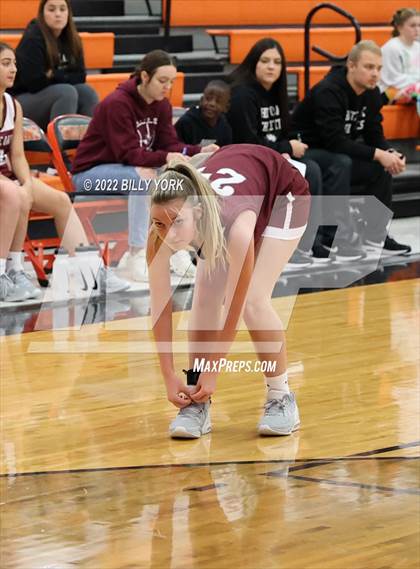 Thumbnail 1 in Grand Saline vs White Oak photogallery.
