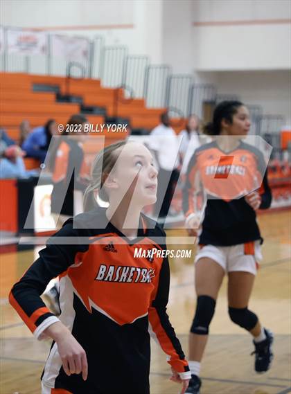 Thumbnail 2 in Grand Saline vs White Oak photogallery.