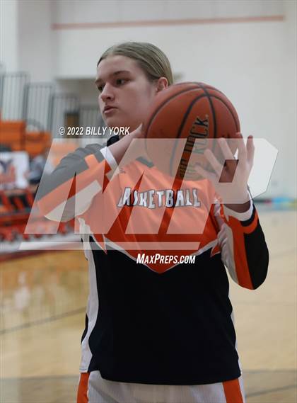 Thumbnail 2 in Grand Saline vs White Oak photogallery.