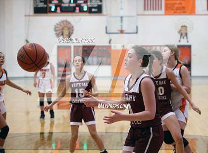 Thumbnail 3 in Grand Saline vs White Oak photogallery.