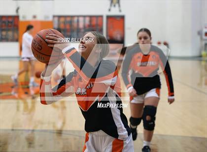 Thumbnail 3 in Grand Saline vs White Oak photogallery.