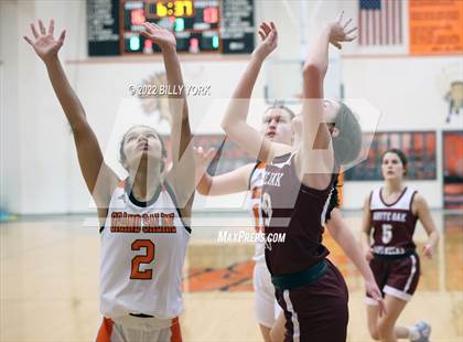 Thumbnail 2 in Grand Saline vs White Oak photogallery.