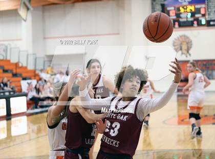 Thumbnail 3 in Grand Saline vs White Oak photogallery.
