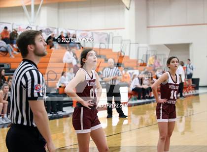 Thumbnail 3 in Grand Saline vs White Oak photogallery.