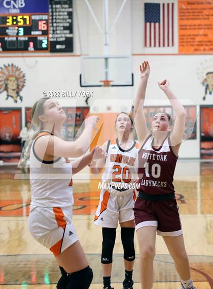 Thumbnail 2 in Grand Saline vs White Oak photogallery.