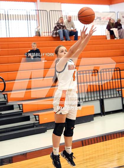 Thumbnail 2 in Grand Saline vs White Oak photogallery.