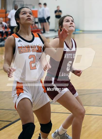 Thumbnail 2 in Grand Saline vs White Oak photogallery.