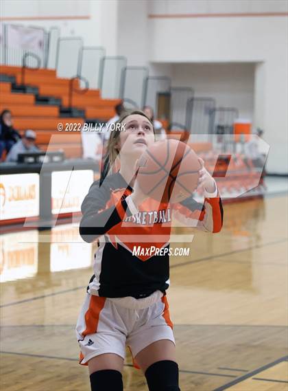 Thumbnail 1 in Grand Saline vs White Oak photogallery.