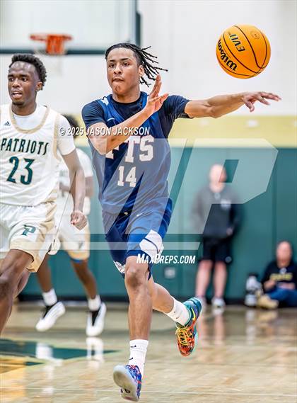 Thumbnail 3 in JV: Terry Sanford @ Pinecrest photogallery.