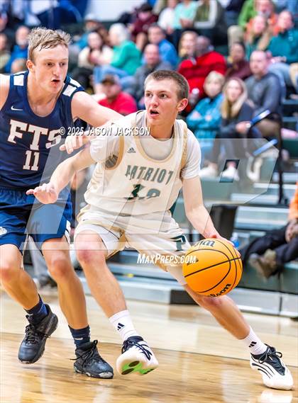 Thumbnail 3 in JV: Terry Sanford @ Pinecrest photogallery.