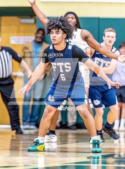 Thumbnail 2 in JV: Terry Sanford @ Pinecrest photogallery.