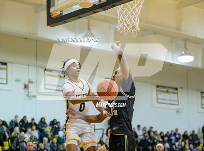 Thumbnail 1 in Rush-Henrietta @ Greece Athena photogallery.