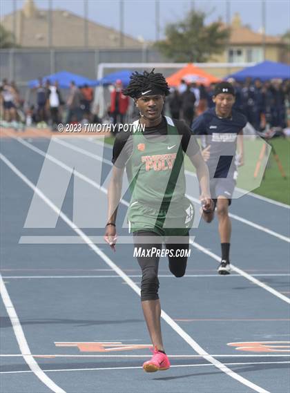 Thumbnail 3 in Roosevelt Invitational photogallery.