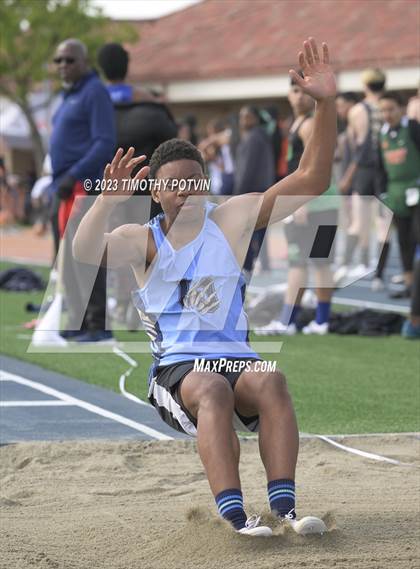 Thumbnail 2 in Roosevelt Invitational photogallery.