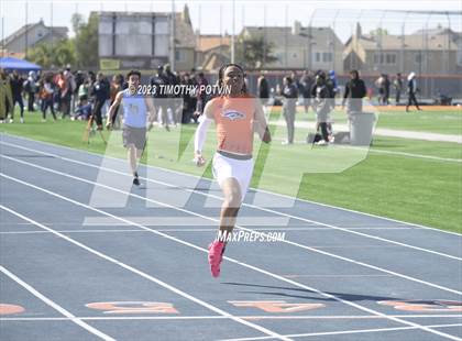 Thumbnail 3 in Roosevelt Invitational photogallery.