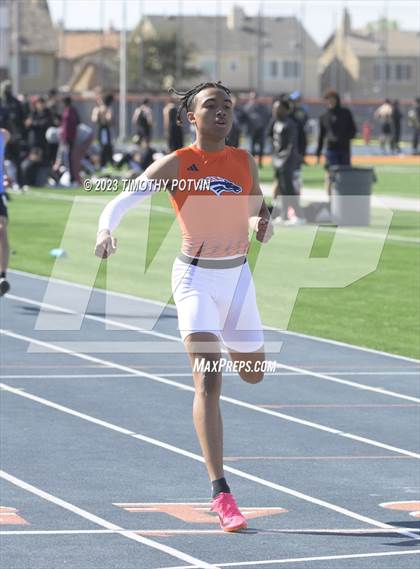 Thumbnail 1 in Roosevelt Invitational photogallery.